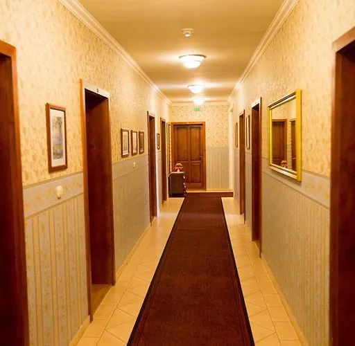 Goecsej Palatinus Etterem Es Panzio