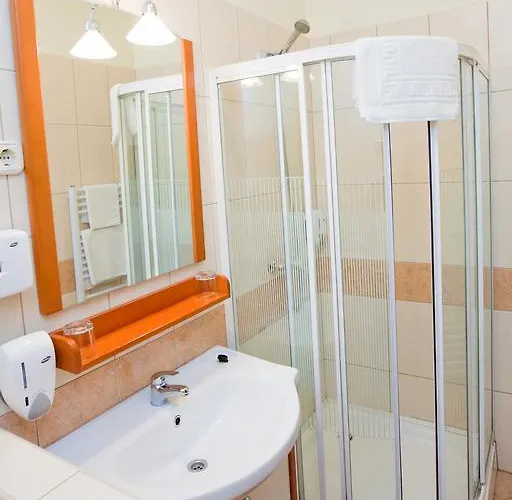 Goecsej Palatinus Etterem Es Panzio Aparthotel Zalaegerszeg